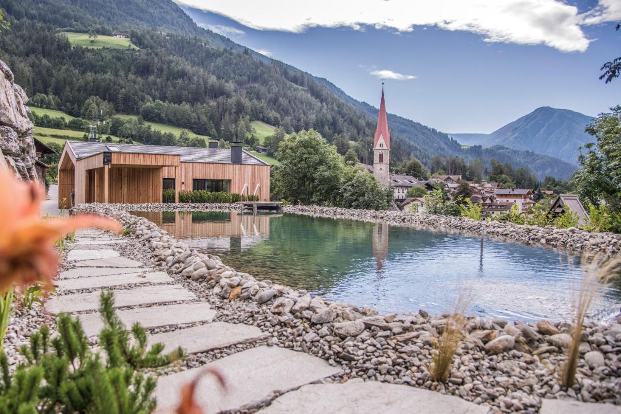 Chalet & Appartement Zingerlehof Trens Campo di Trens Luaran gambar