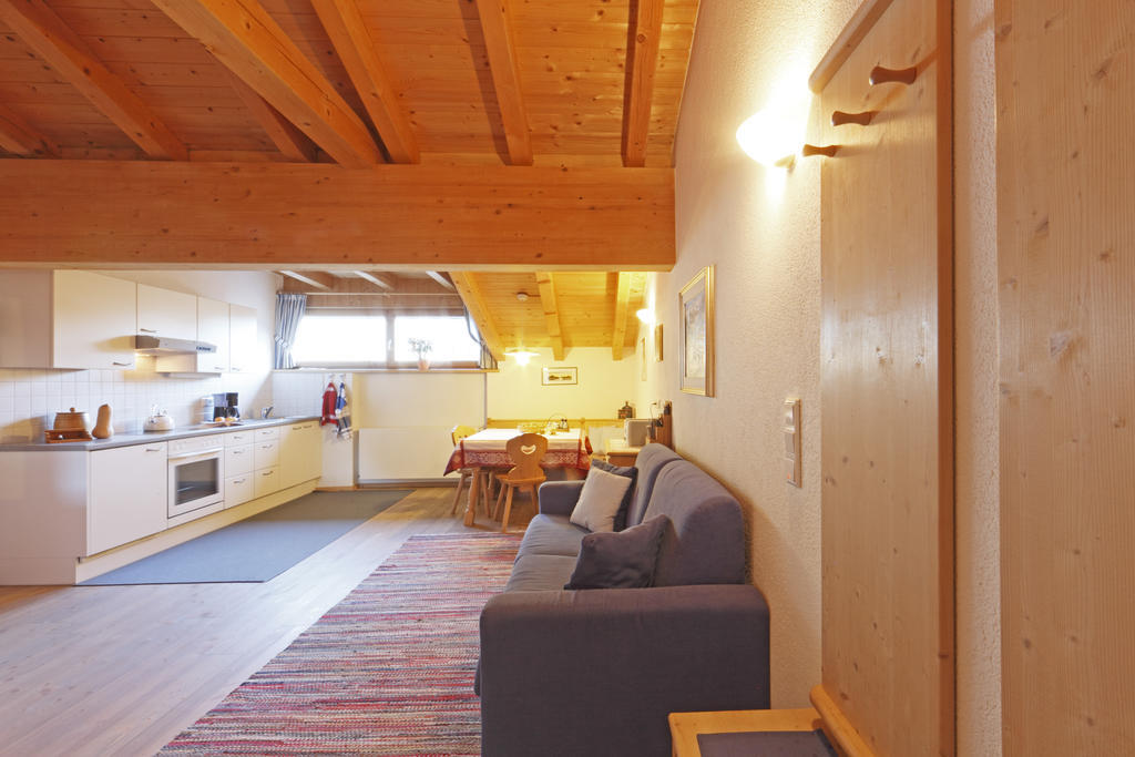 Chalet & Appartement Zingerlehof Trens Campo di Trens Bilik gambar